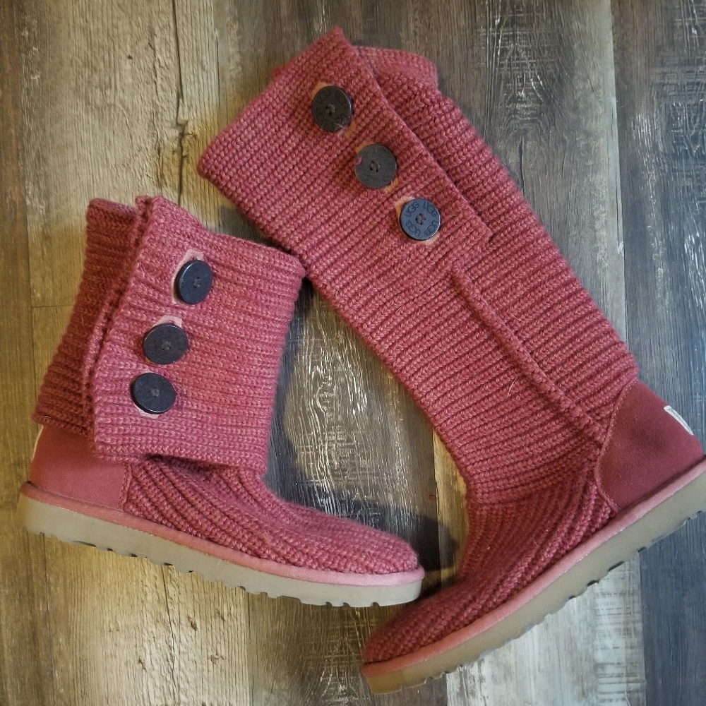 Ugg sweater boots